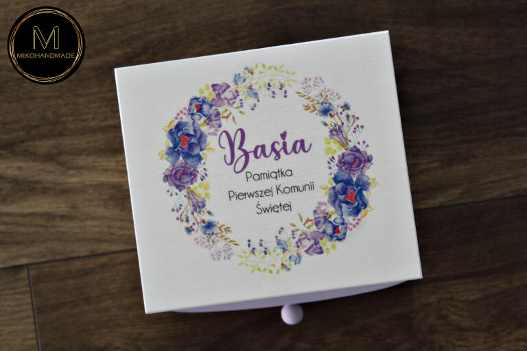 Personalizowana Szkatułka z Lusterkiem – Prezent na Komunię / 18-stkę / Urodziny - Fioletowe kwiaty (3)