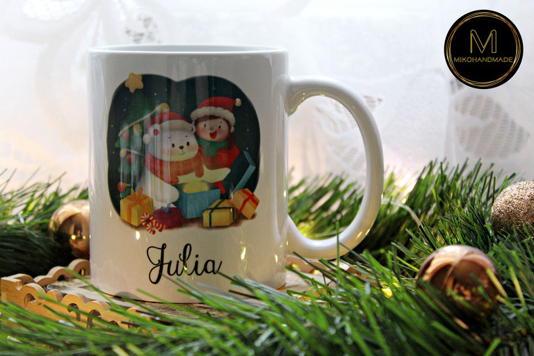 Personalizowany Kubek Świąteczny z Misiem i Imieniem - Najcieplejszy Prezent pod Choinkę!