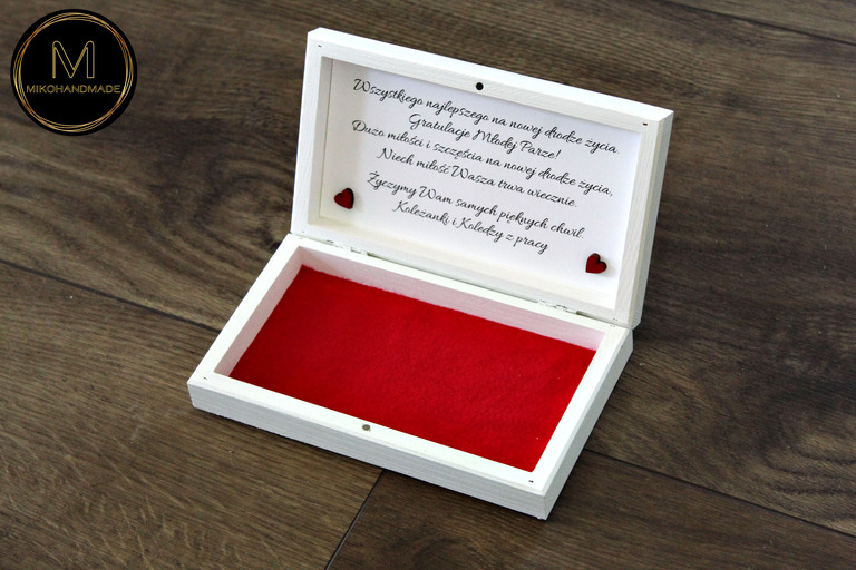 Eleganckie pudełko na pieniądze dla Pary Młodej – personalizowany prezent ślubny z Sercem (2)